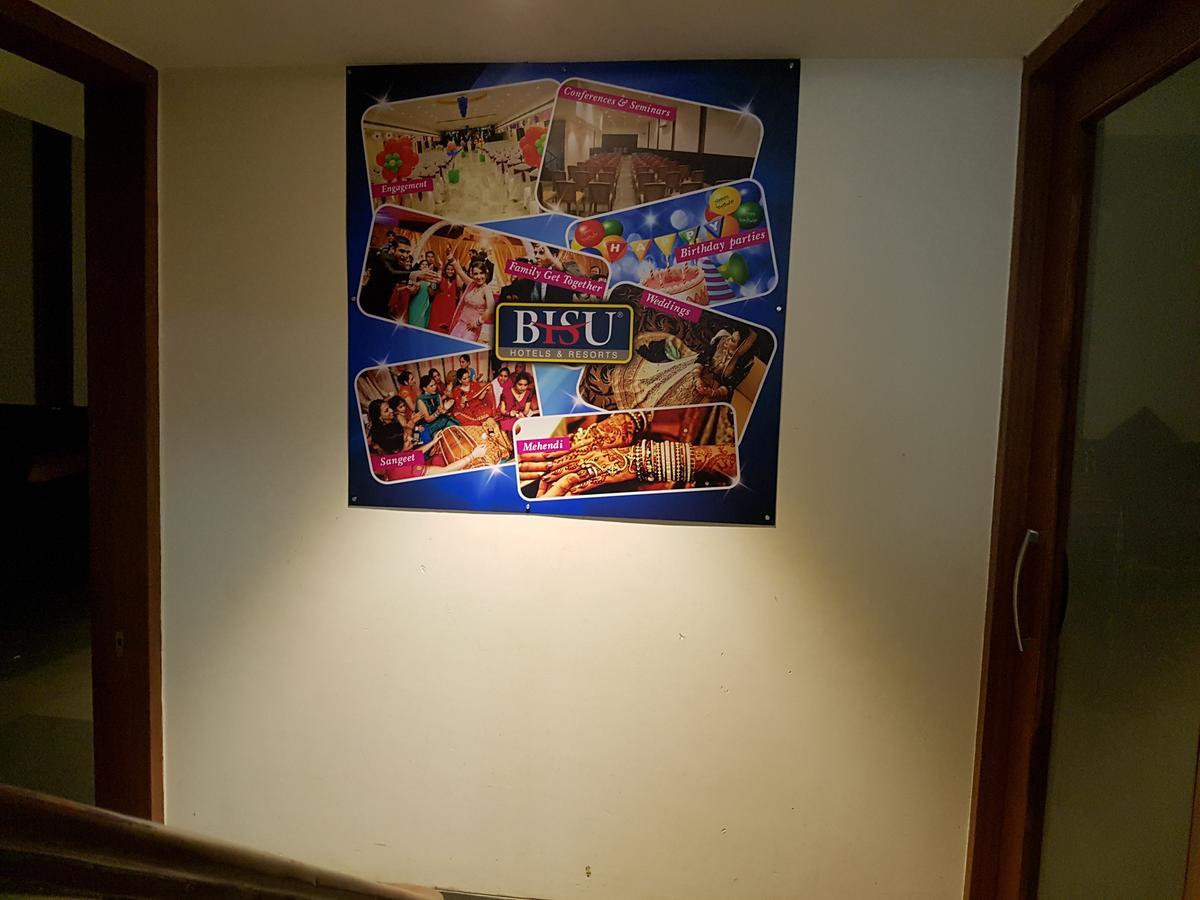 Bisu Hotel & Resorts Khed  ภายนอก รูปภาพ